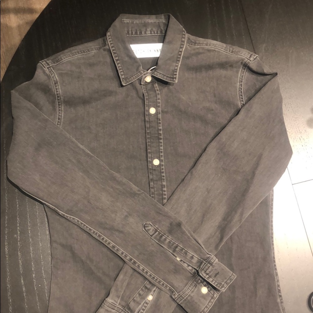 Button down